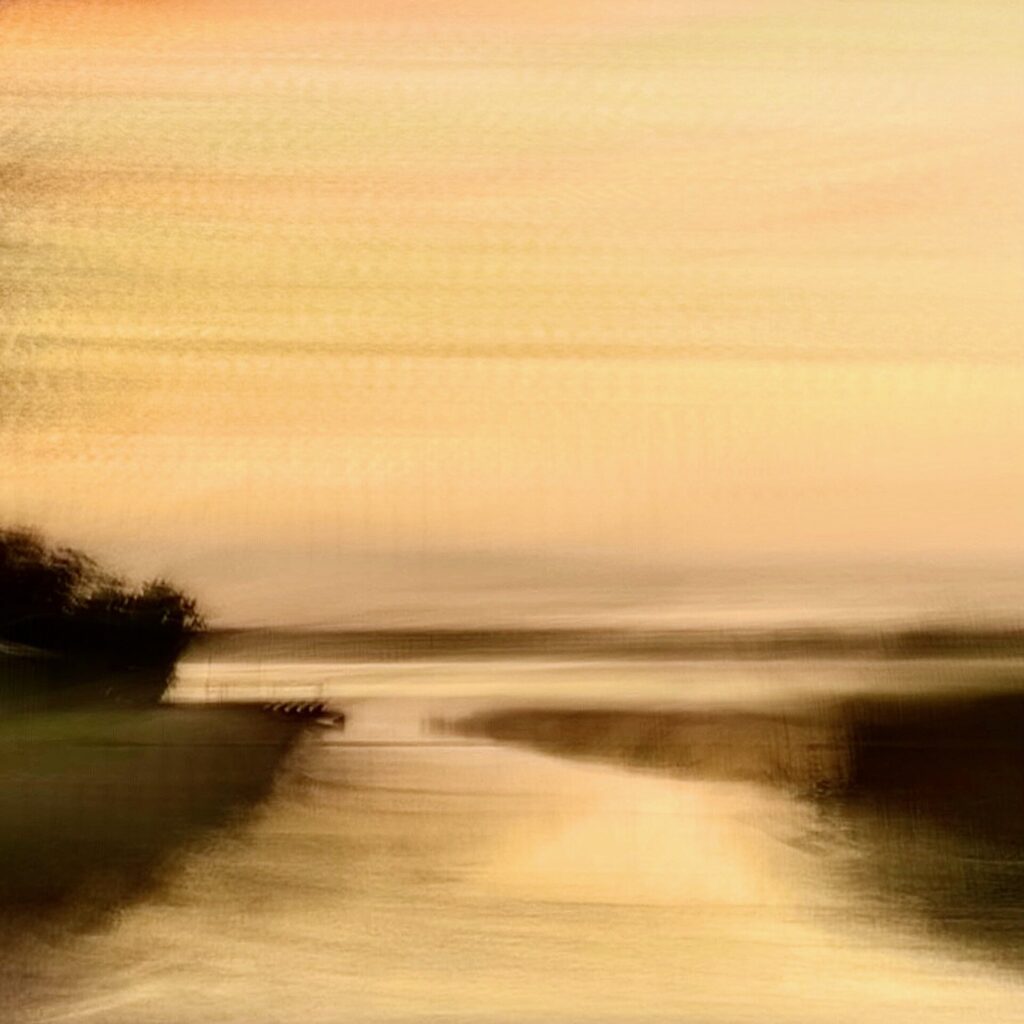 A flowing lake on the shoreline of a Central, Florida lake